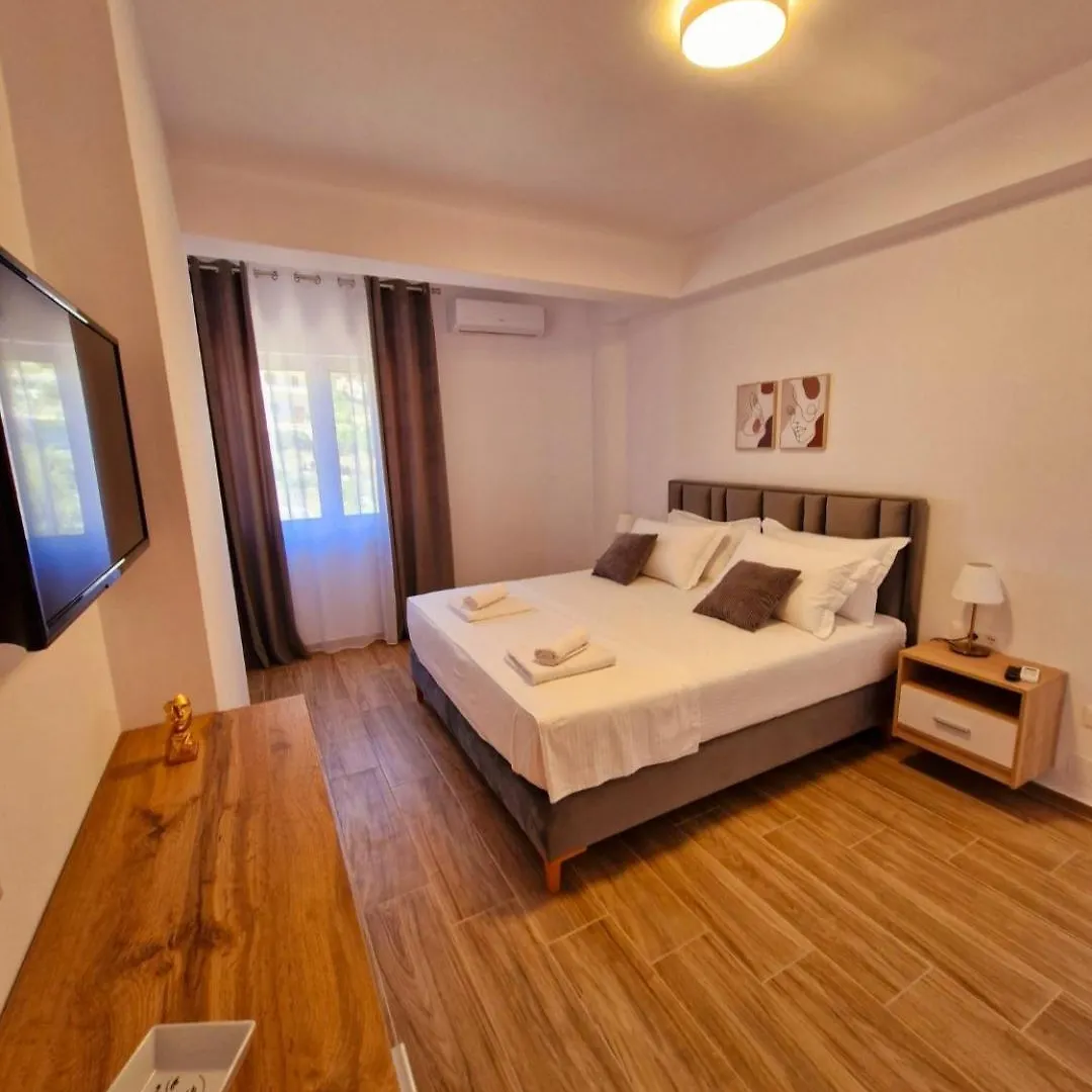 Apartment Villa Virginia Sarande