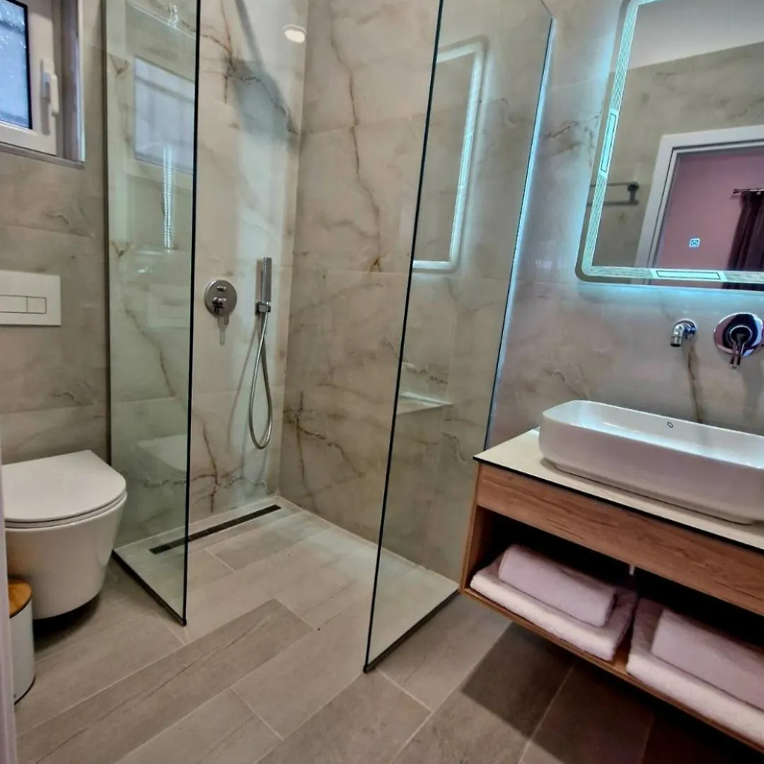 Apartment Villa Virginia Sarande Albania