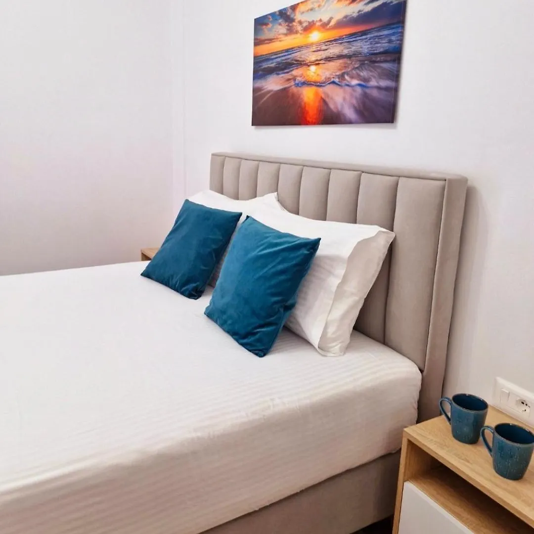 Villa Virginia Sarande 0*,  Albania
